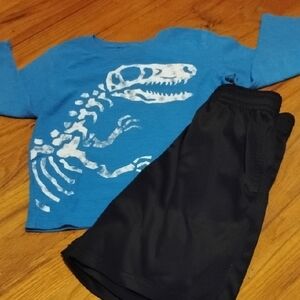 D-033♥️Blue Dinosaur Skeleton Shirt and Black Shorts Set